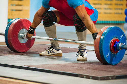 Knee Wraps Vs Sleeves Which One Should You Use