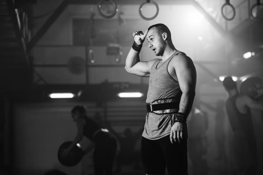 Lever Belt Vs. Prong Powerlifting Belt The Pros and Cons